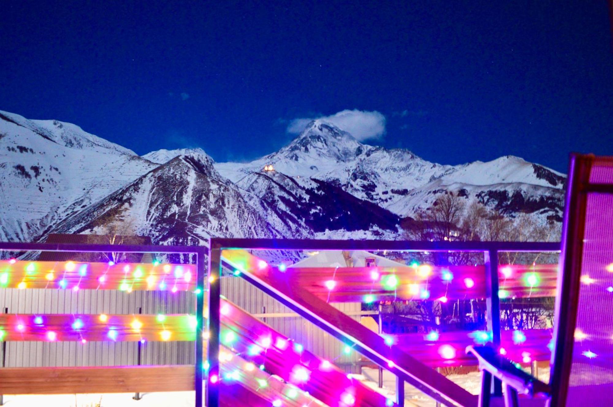 Smart Via Kazbegi Villa Exteriör bild